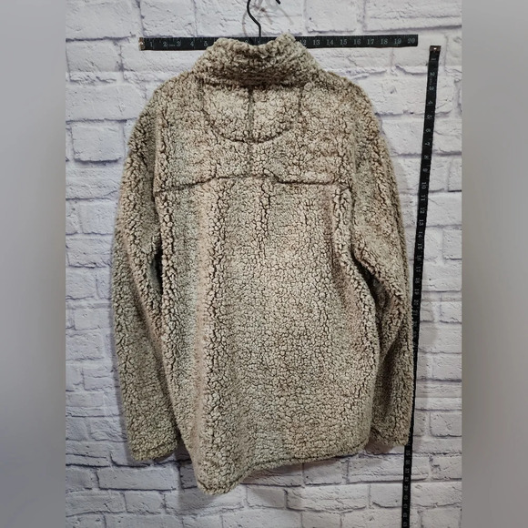 Grizzly Sherpa light tan pullover Size L - Picture 2 of 5
